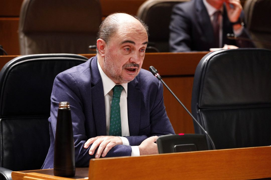 El presidente de Aragón, Javier Lambán, durante su comparecencia ante el pleno de las Cortes de Aragón para hablar de la pandemia del coronavirus. El presidente de Aragón, Javier Lambán, durante su comparecencia ante el pleno de las Cortes de Aragón para hablar de la pandemia del coronavirus.