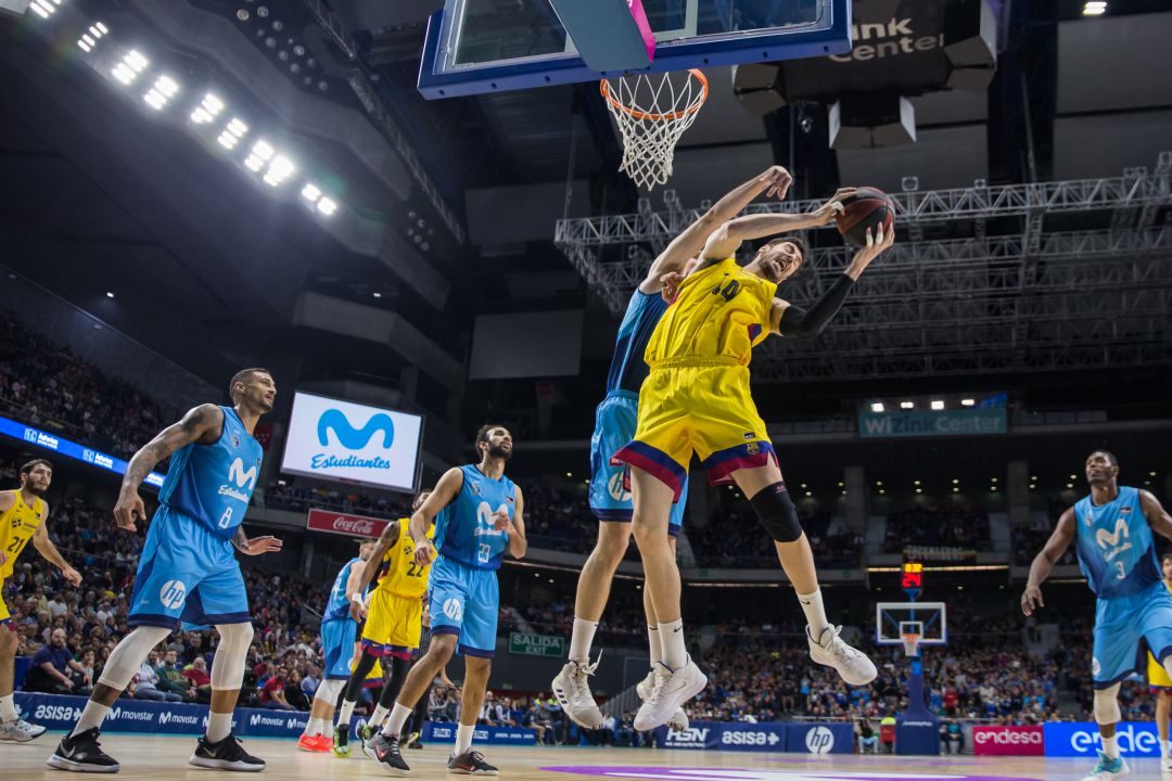 Ante Tomic en un partido de la Liga Endesa contra el Movistar Estudiantes Ante Tomic en un partido de la Liga Endesa contra el Movistar Estudiantes
