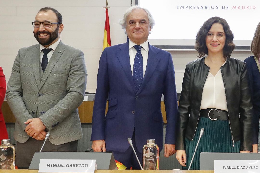 El consejero de Economía, Manuel Giménez (izq), en una imagen de archivo, junto a Isabel Díaz Ayuso El consejero de Economía, Manuel Giménez (izq), en una imagen de archivo, junto a Isabel Díaz Ayuso