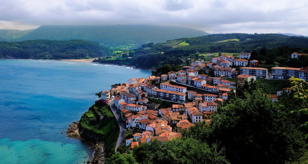 Lastres. Lastres.
