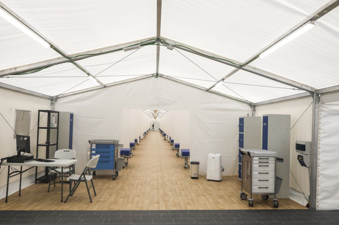 Instalaciones del 'hospital de campaña' construido junto al Hospital La Fe en València Instalaciones del 'hospital de campaña' construido junto al Hospital La Fe en València