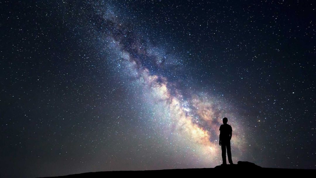 La astronomía desde casa y para niños. La astronomía desde casa y para niños.