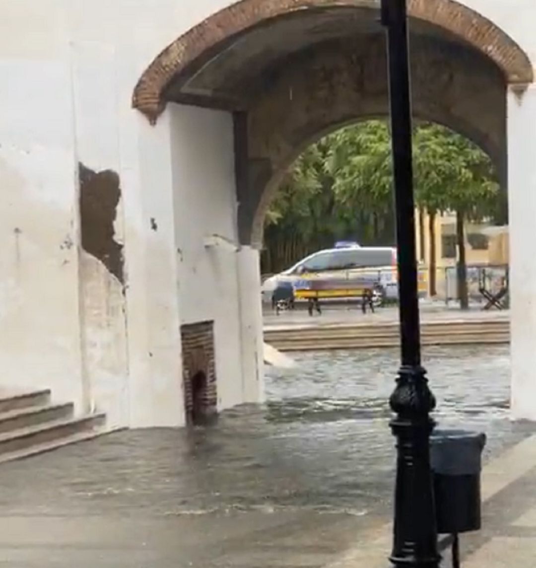 El Arco San Torcuato vuelve a inundarse. El Arco San Torcuato vuelve a inundarse.