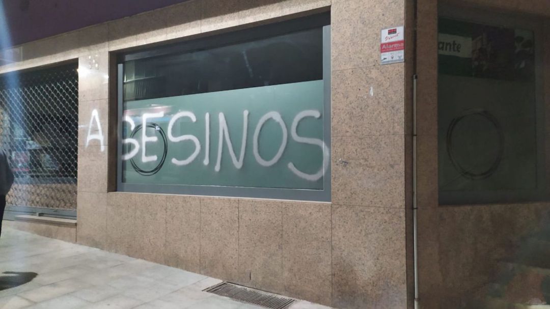 La fachada de la sede de Podemos en Jaén sufre una pintada La fachada de la sede de Podemos en Jaén sufre una pintada