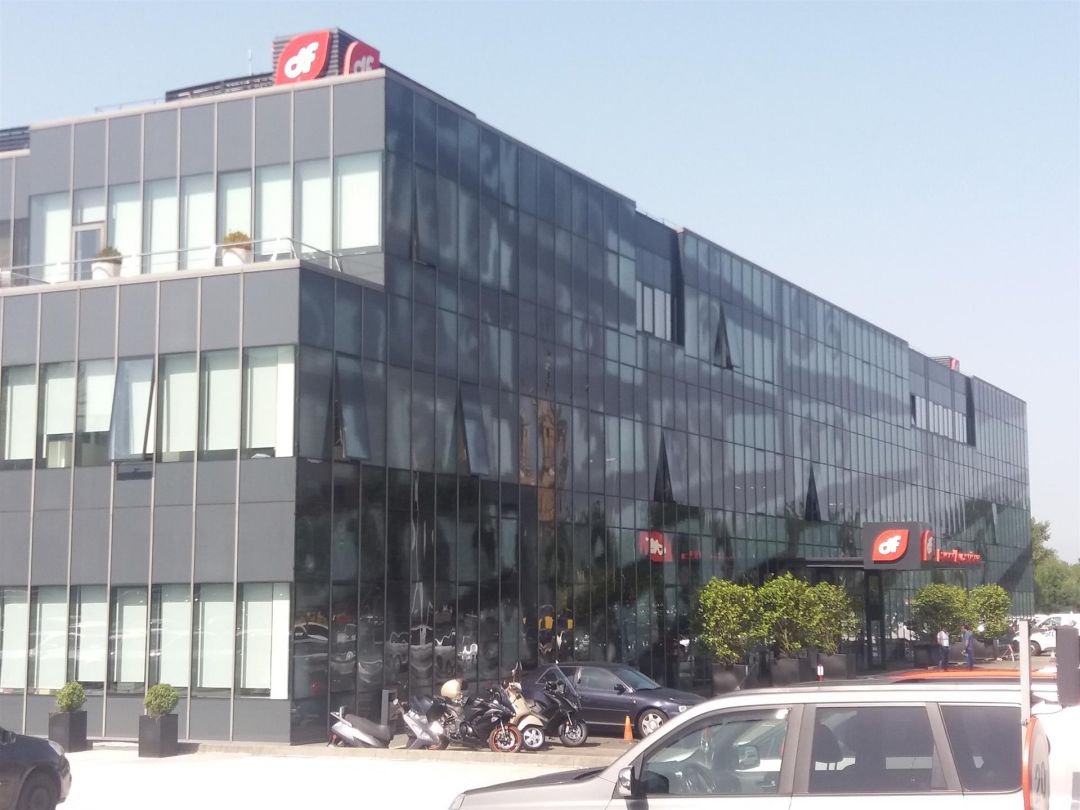 Sede de la compañía en Gijón. Sede de la compañía en Gijón.