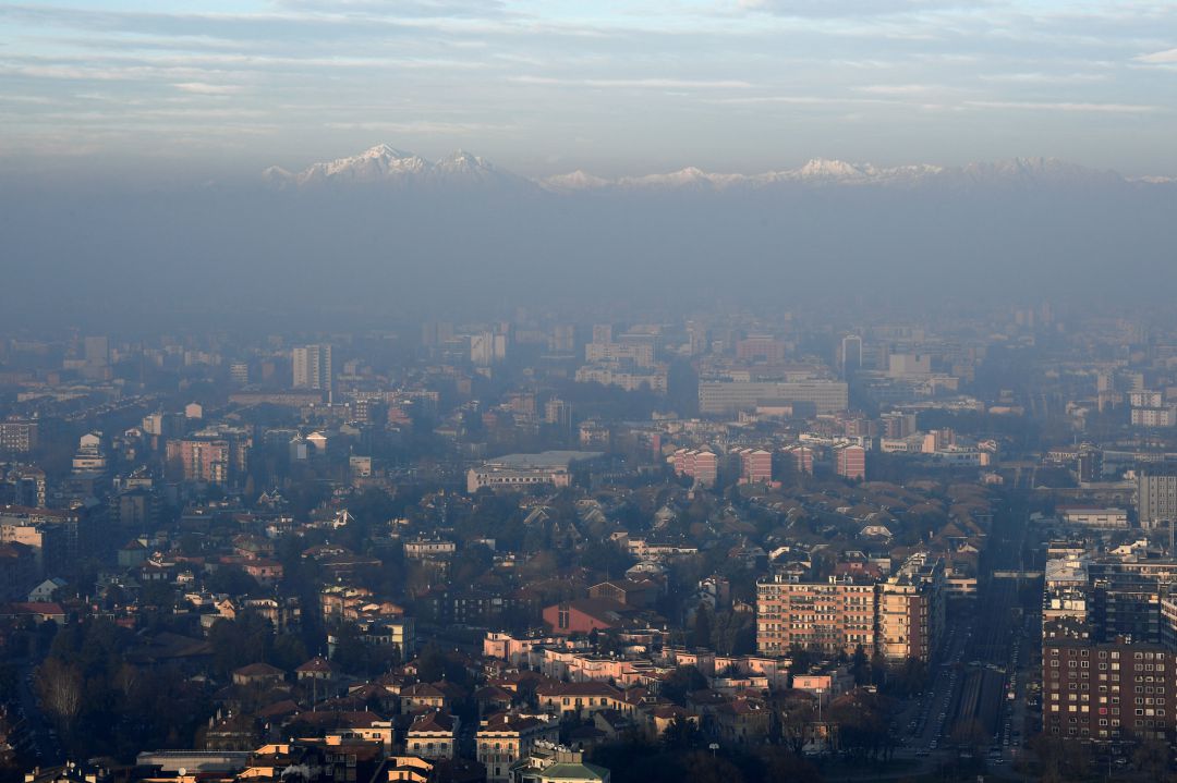 Niebla en Milán. Niebla en Milán.