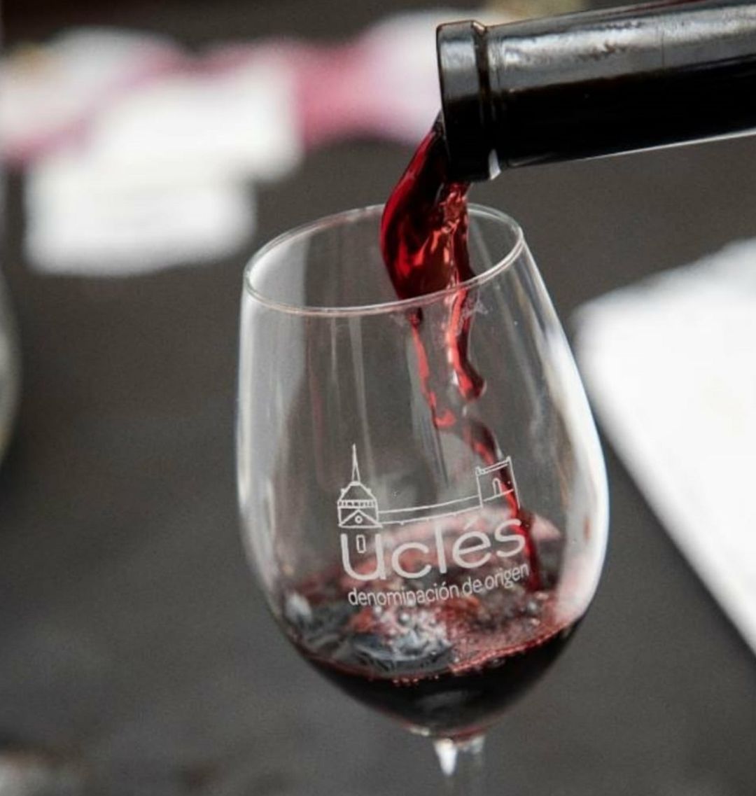 Las bases del concurso se pueden consultar en el perfil de Instagram: Do_vinosdeucles Las bases del concurso se pueden consultar en el perfil de Instagram: Do_vinosdeucles
