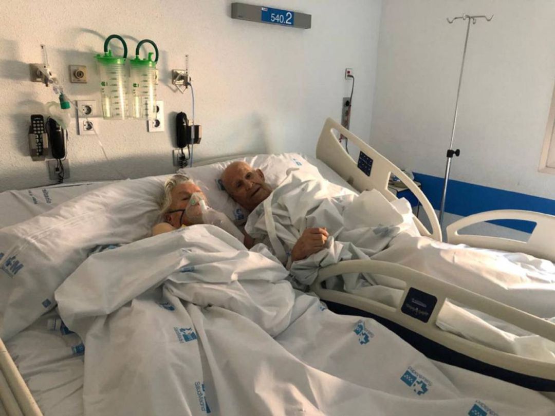Amparo y Jesús ingresados en el Hospital Universitario de Móstoles por coronavirus Amparo y Jesús ingresados en el Hospital Universitario de Móstoles por coronavirus