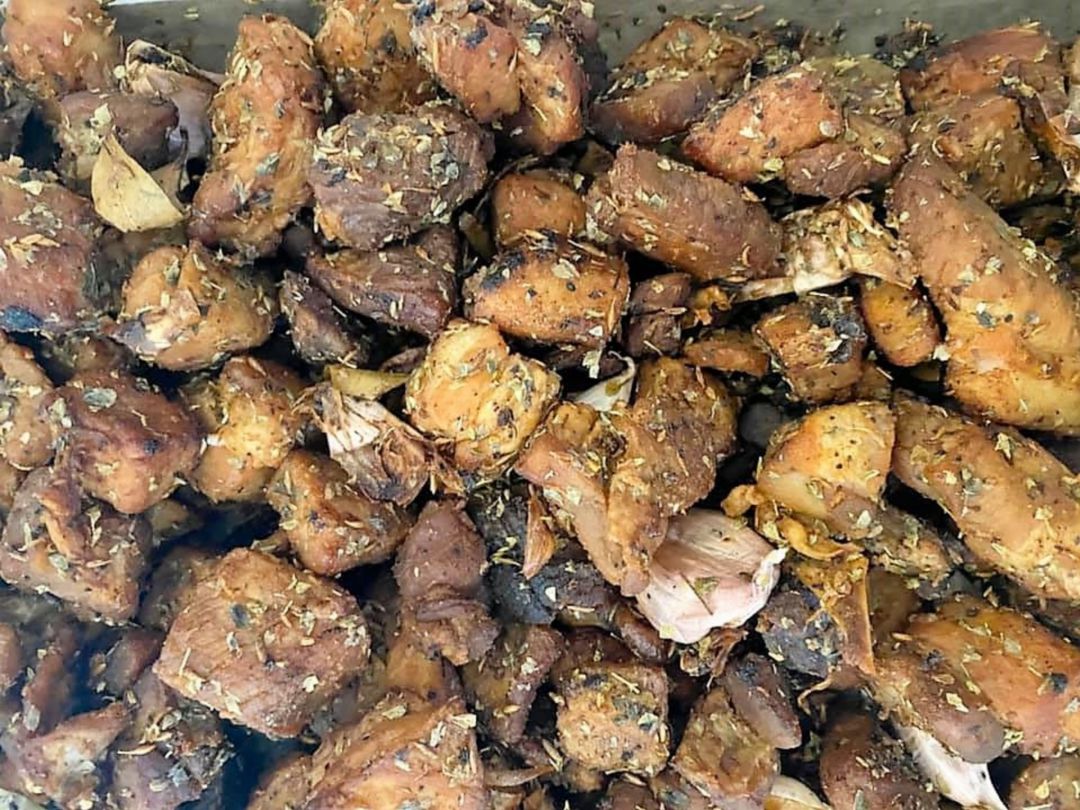 Los inconfundibles chicharrones de la Venta Cartuja Los inconfundibles chicharrones de la Venta Cartuja