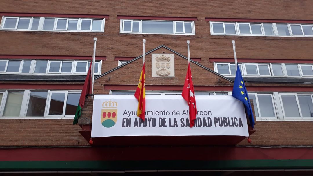 Balcón del Ayuntamiento de Alcorcón Balcón del Ayuntamiento de Alcorcón