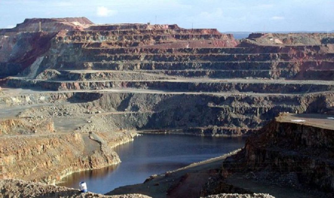 El alcalde de Aznalcóllar exige la reactivación de la mina cuando se cumplen 22 años del desastre ecológico de Boliden El alcalde de Aznalcóllar exige la reactivación de la mina cuando se cumplen 22 años del desastre ecológico de Boliden
