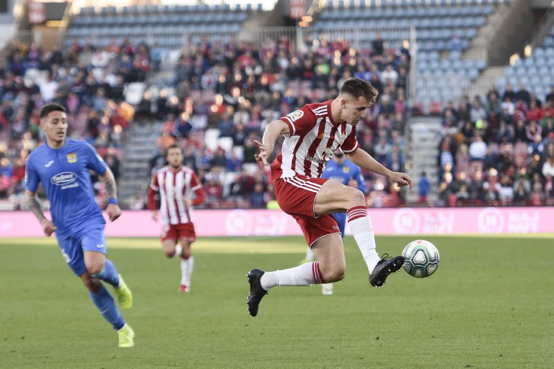 Iván Barbero en su debut en casa ante el Fuenlabrada. Iván Barbero en su debut en casa ante el Fuenlabrada.