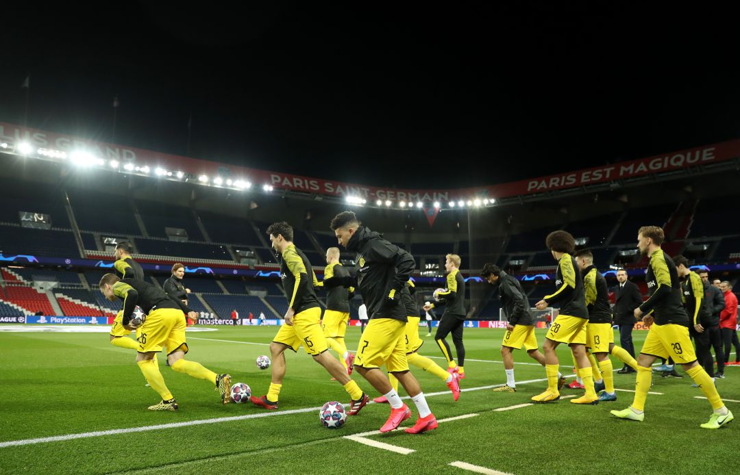 Los jugadores del Dortmund, antes del partido contra el PSG en el Parque de los Príncipes. Los jugadores del Dortmund, antes del partido contra el PSG en el Parque de los Príncipes.