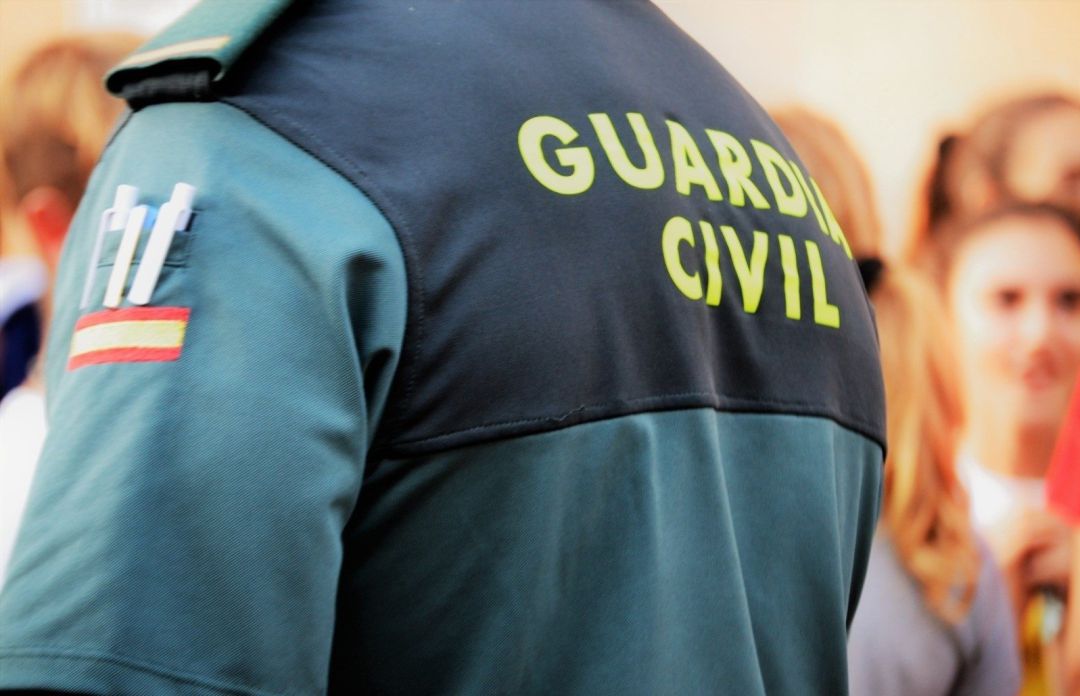 Agente de la Guardia Civil Agente de la Guardia Civil