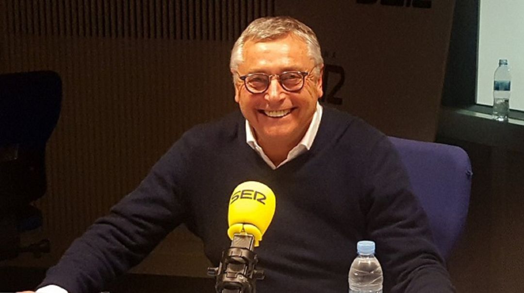 Michael Robinson fue Consejero del Cádiz e Hijo Adoptivo de la ciudad Michael Robinson fue Consejero del Cádiz e Hijo Adoptivo de la ciudad