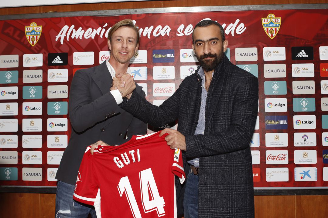 Guti y Mohamed El Assy. Guti y Mohamed El Assy.