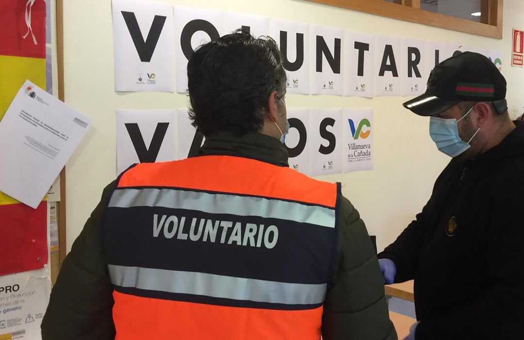 Imagen de voluntarios en el C.C. El Molino Imagen de voluntarios en el C.C. El Molino