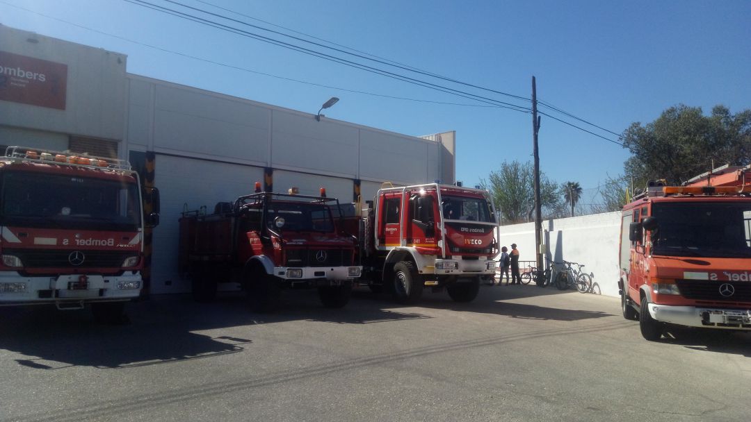 Imagen de archivo del parque comarcal de bomberos de Dénia, durante la jornada de puertas abiertas del año pasado. Imagen de archivo del parque comarcal de bomberos de Dénia, durante la jornada de puertas abiertas del año pasado.