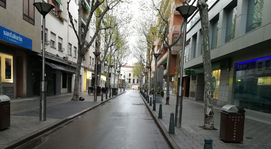 Avenida del Rey Santo sin actividad durante el Estado de Alarma con establecimientos hosteleros cerrados Avenida del Rey Santo sin actividad durante el Estado de Alarma con establecimientos hosteleros cerrados