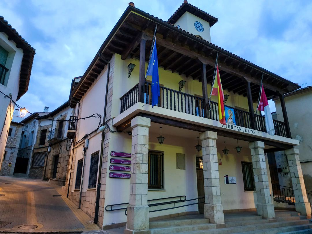 Ayuntamiento de Trillo (Guadalajara) Ayuntamiento de Trillo (Guadalajara)
