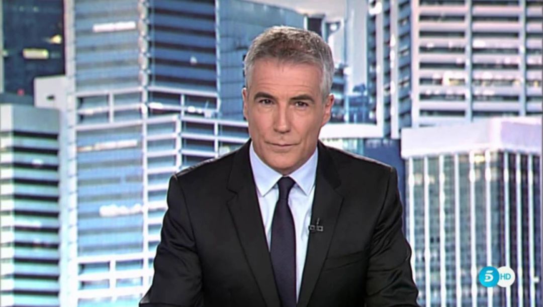 David Cantero es presentador de Informativos Telecinco. David Cantero es presentador de Informativos Telecinco.