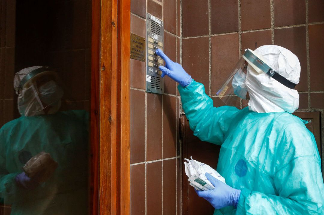 También la asistencia sanitaria a domicilio es fundamental estos días. También la asistencia sanitaria a domicilio es fundamental estos días.
