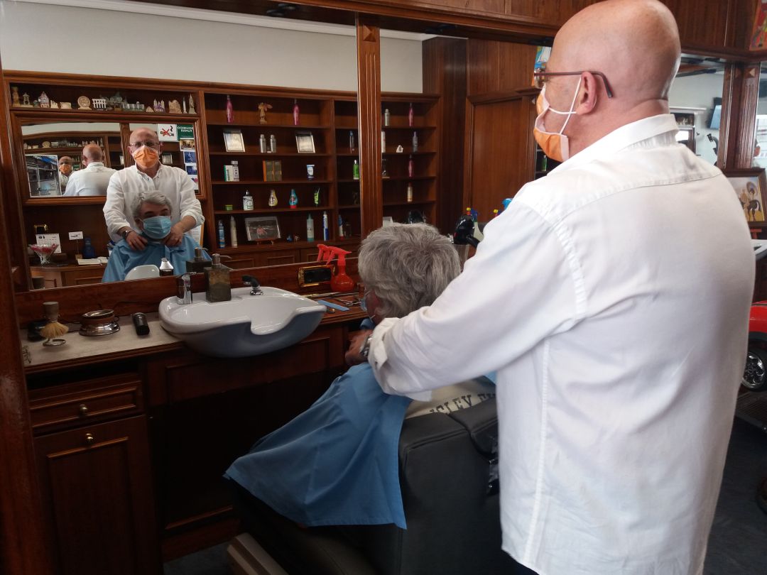 Fase 0 de la desescalada: las peluquerías no dan abasto Fase 0 de la desescalada: las peluquerías no dan abasto