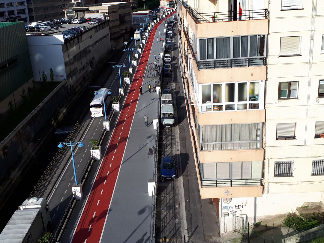 Imagen del paseo de Amaña de Eibar el pasado domingo a primera hora de la mañana Imagen del paseo de Amaña de Eibar el pasado domingo a primera hora de la mañana
