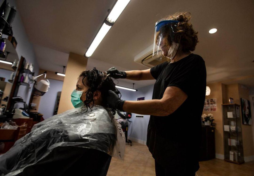 Las peluquerías españolas vuelven a la actividad Las peluquerías españolas vuelven a la actividad