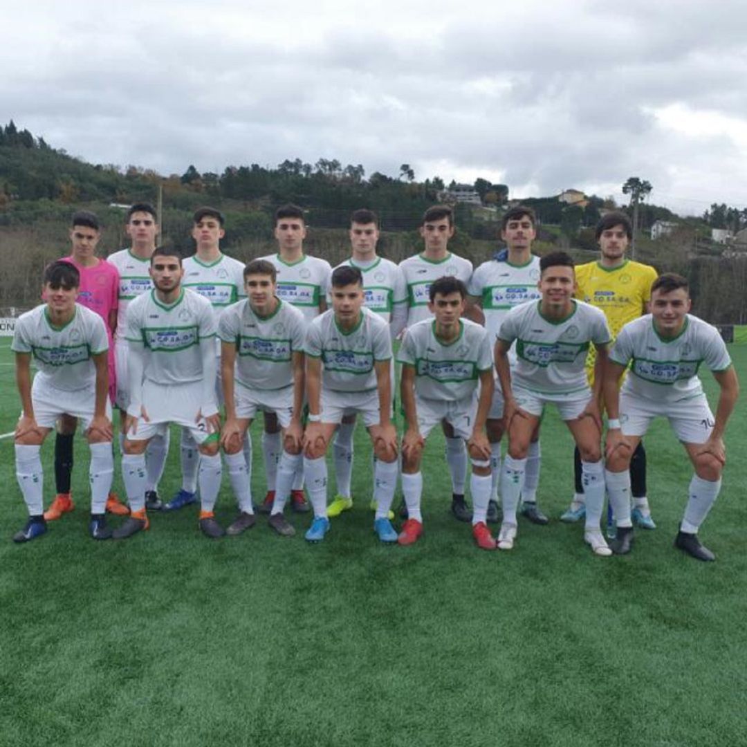 La plantilla del Pabellón C.F.destaca el trabajo, la unión y el respeto durante la temporada La plantilla del Pabellón C.F.destaca el trabajo, la unión y el respeto durante la temporada