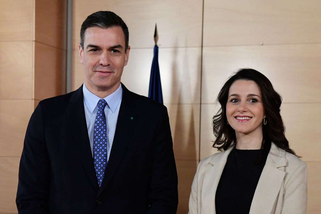 Pedro Sánchez e Inés Arrimadas en una imagen de diciembre de 2019 Pedro Sánchez e Inés Arrimadas en una imagen de diciembre de 2019