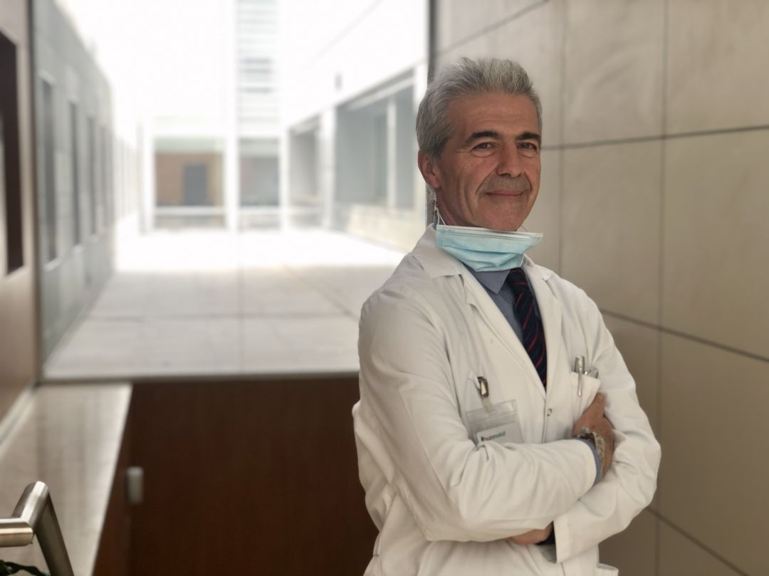 El doctor Manuel Barrientos, director médico del Hospital Quirónsalud Infanta Luisa de Sevilla El doctor Manuel Barrientos, director médico del Hospital Quirónsalud Infanta Luisa de Sevilla