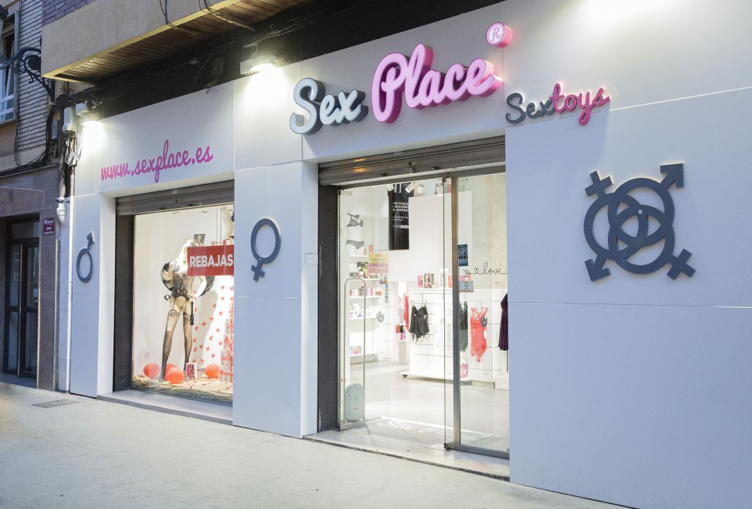 Fachada de la tienda Sexplace en València Fachada de la tienda Sexplace en València