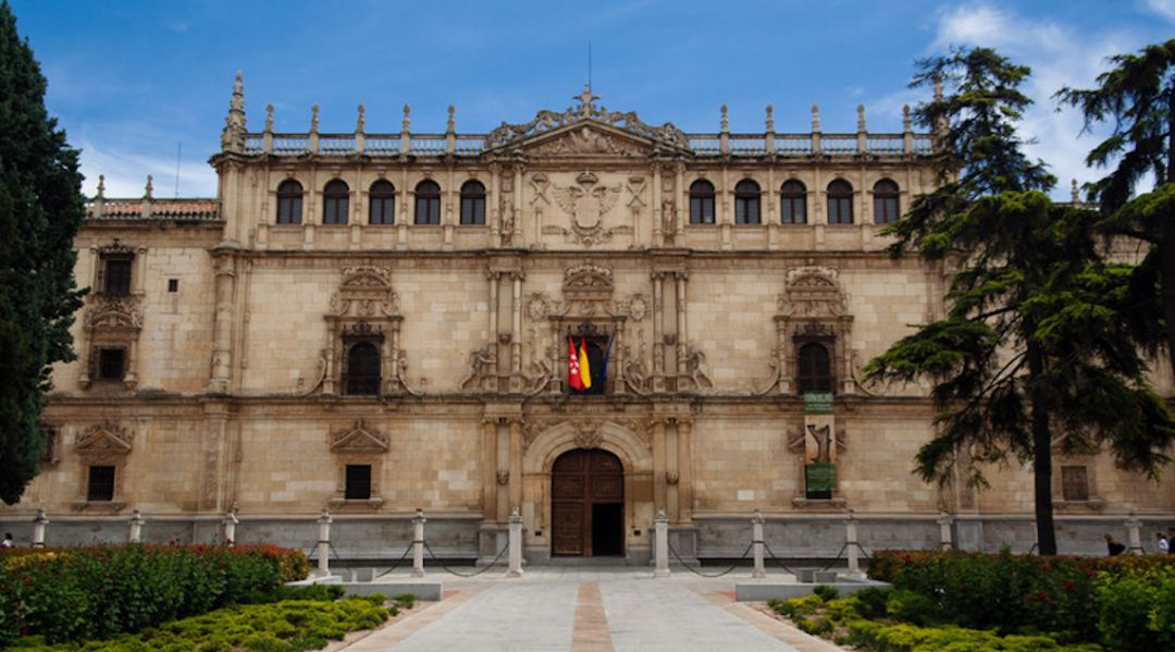Fachada histórica de la Universidad de Alcalá Fachada histórica de la Universidad de Alcalá