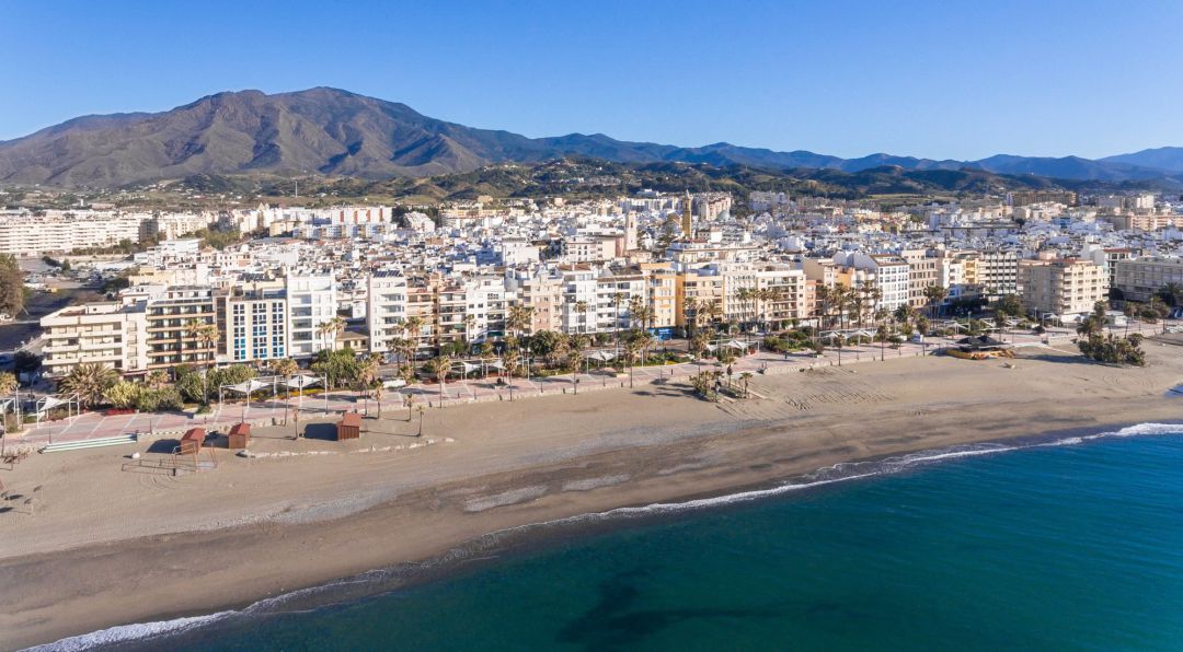 Estepona, vista aérea del litoral de la localidad Estepona, vista aérea del litoral de la localidad