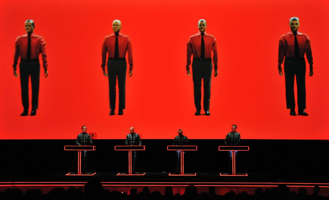 Muere Florian Schneider, fundador de la mítica banda alemana 'Kraftwerk' Muere Florian Schneider, fundador de la mítica banda alemana 'Kraftwerk'