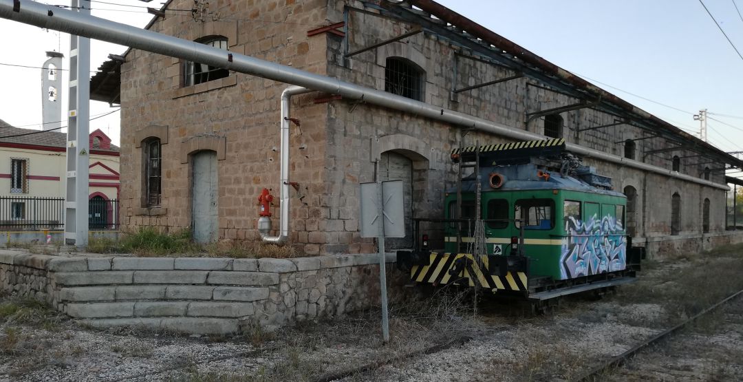 Vagón abandonado en la Estación Linares-Baeza. Vagón abandonado en la Estación Linares-Baeza.