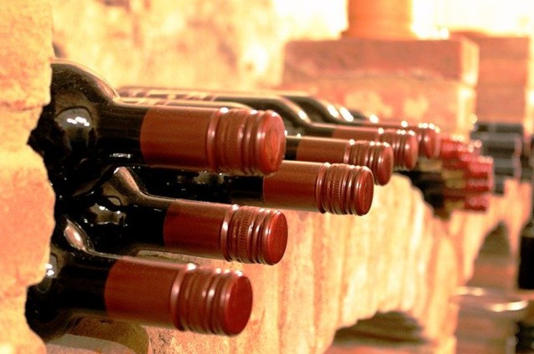 El etiquetado de las botellas es uno de los aspectos a tener en cuenta El etiquetado de las botellas es uno de los aspectos a tener en cuenta