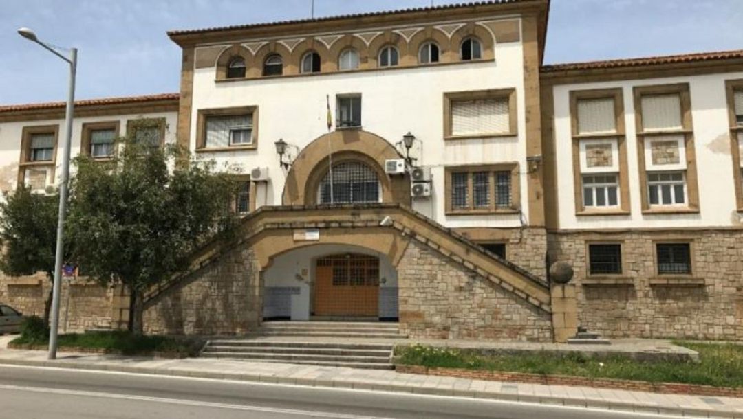 Antigua prisión de La Piñera (Algeciras), actual CIE Antigua prisión de La Piñera (Algeciras), actual CIE