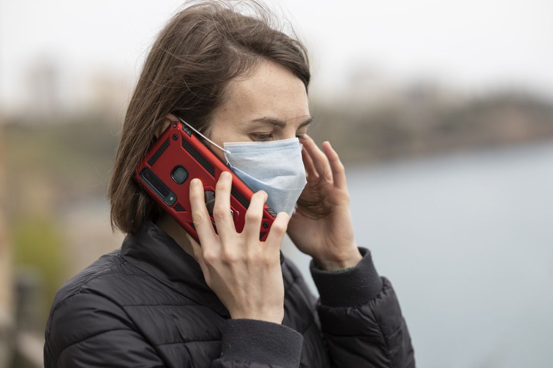 Les cridades telefòniques han evitat moltes visites presencials als centres d'atenció primària a Menorca. Les cridades telefòniques han evitat moltes visites presencials als centres d'atenció primària a Menorca.