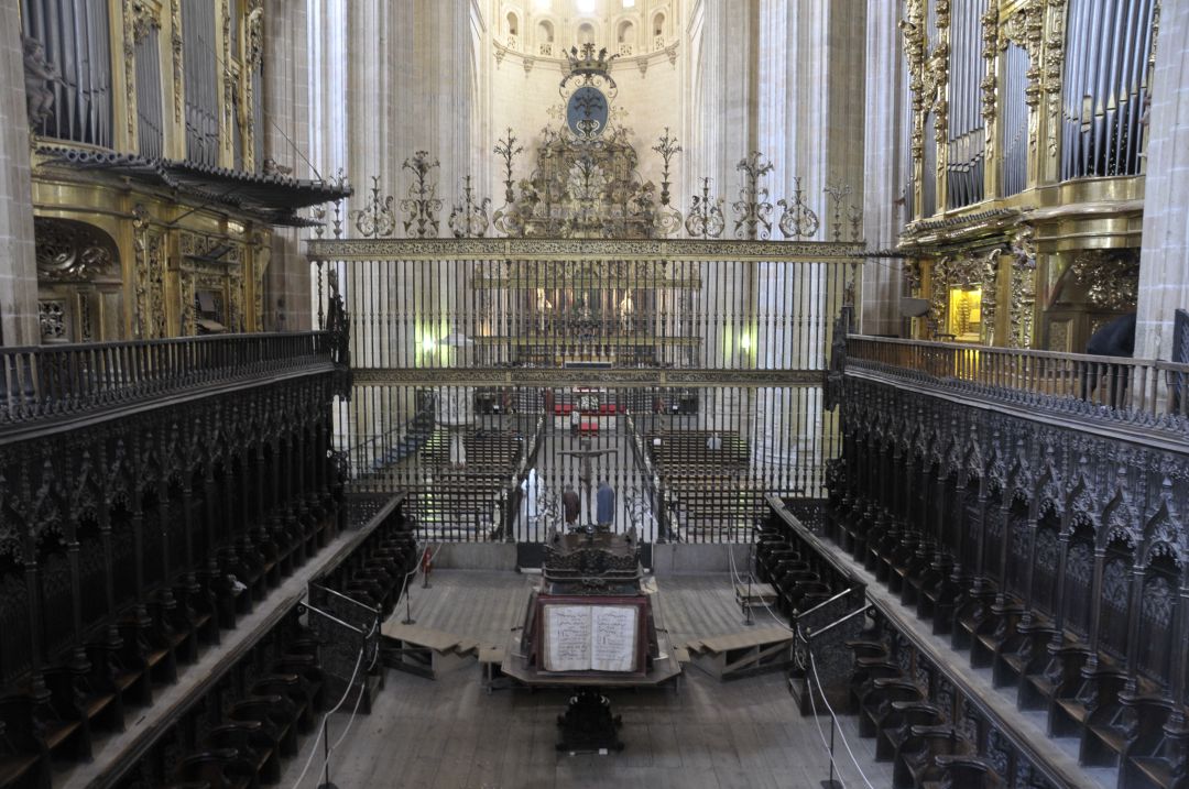 Interior de la catedral de Segovia Interior de la catedral de Segovia