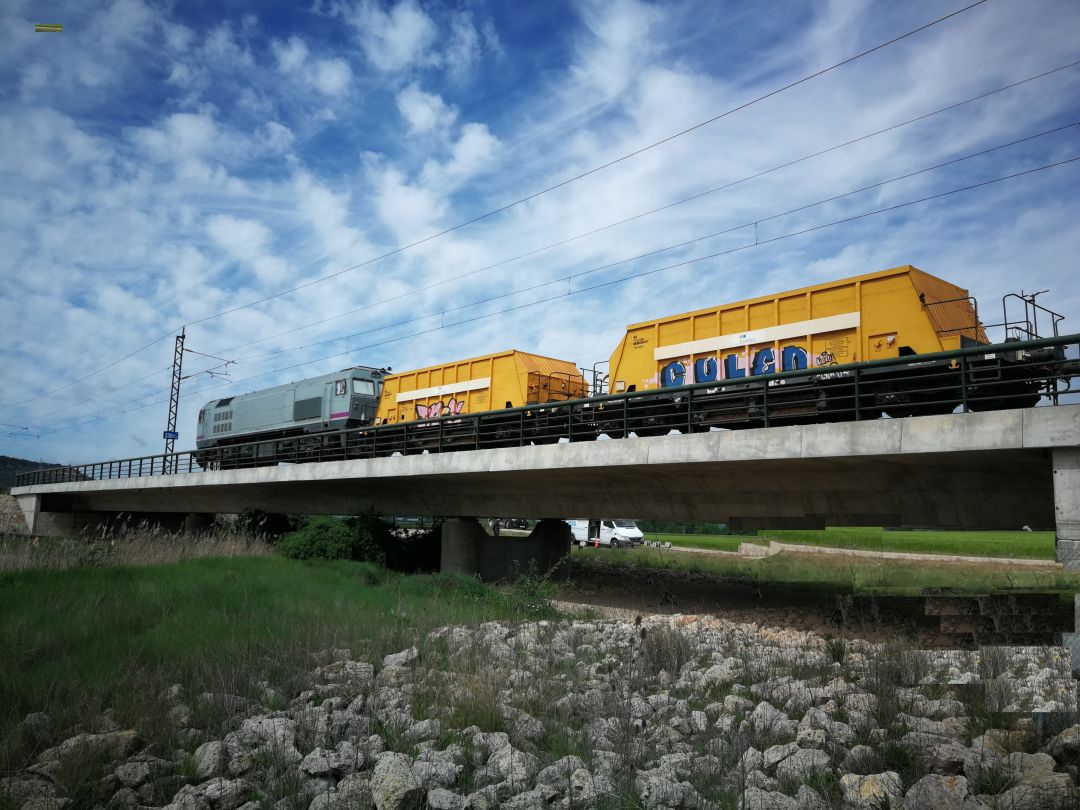 Viaducto sobre el río Arlanza Viaducto sobre el río Arlanza