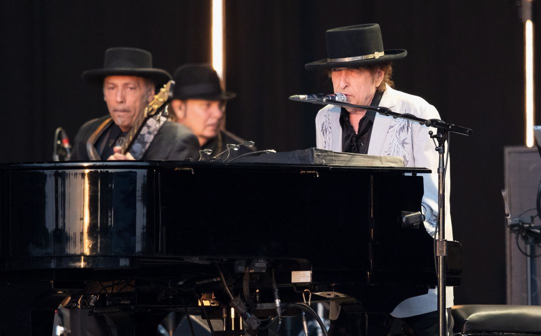 Bob Dylan y su banda. Bob Dylan y su banda.
