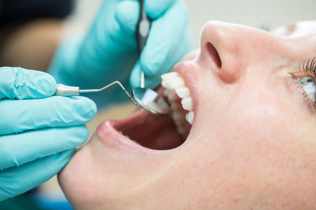 Mujer en el dentista Mujer en el dentista