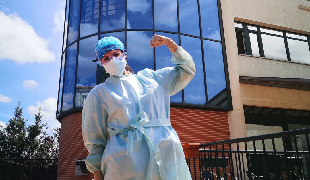 Nazaret Mena, enfermera de Las Mesas (Cuenca) que trabaja en hospitalización domiciliaria en Torrejón de Ardoz (Madrid). Nazaret Mena, enfermera de Las Mesas (Cuenca) que trabaja en hospitalización domiciliaria en Torrejón de Ardoz (Madrid).