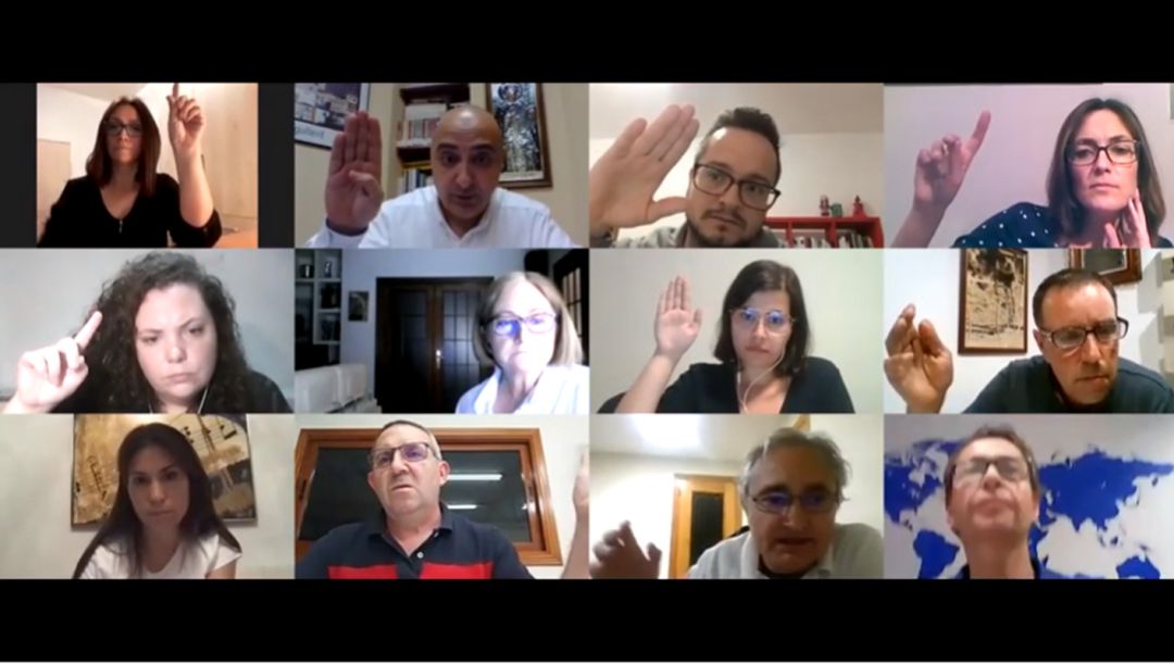 Imatge del ple telemàtic al que es va aprovar 'Agullent suma' Imatge del ple telemàtic al que es va aprovar 'Agullent suma'