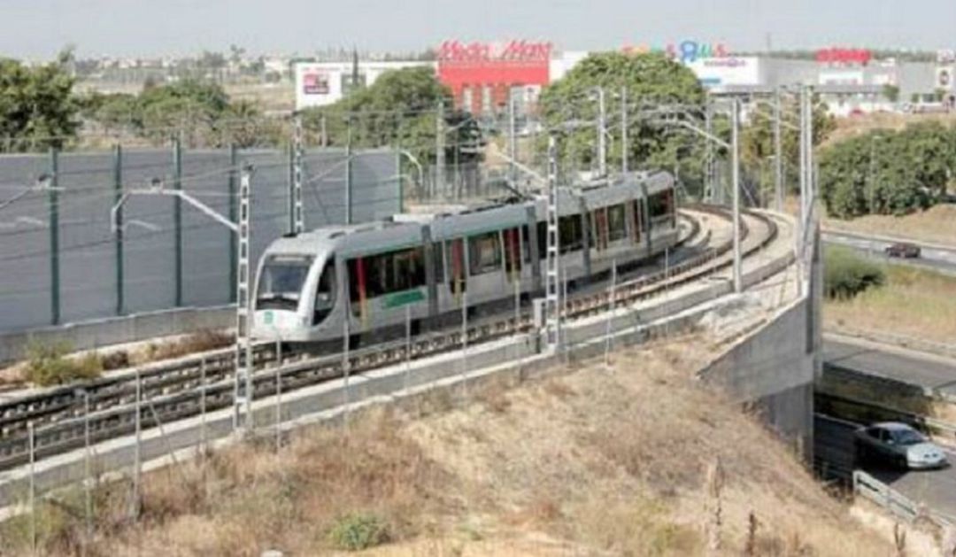 La consejería de Fomento reactiva el proyecto de la línea 3 del metro entre Pino Montano y el Prado. La consejería de Fomento reactiva el proyecto de la línea 3 del metro entre Pino Montano y el Prado.