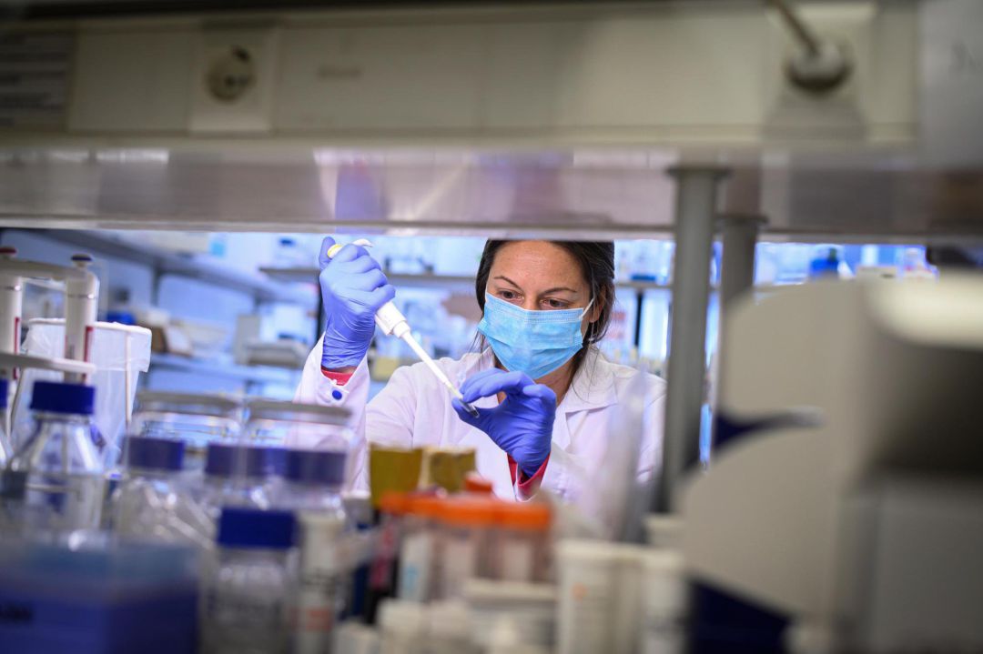 Laboratorio de la empresa de biotecnología Eurofins Ingenasa en Madrid, este martes, donde desarrollan y producen test para la detección del Covid 19 Laboratorio de la empresa de biotecnología Eurofins Ingenasa en Madrid, este martes, donde desarrollan y producen test para la detección del Covid 19