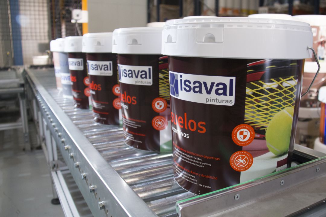 Zona envasado de producto al agua de Isaval Zona envasado de producto al agua de Isaval