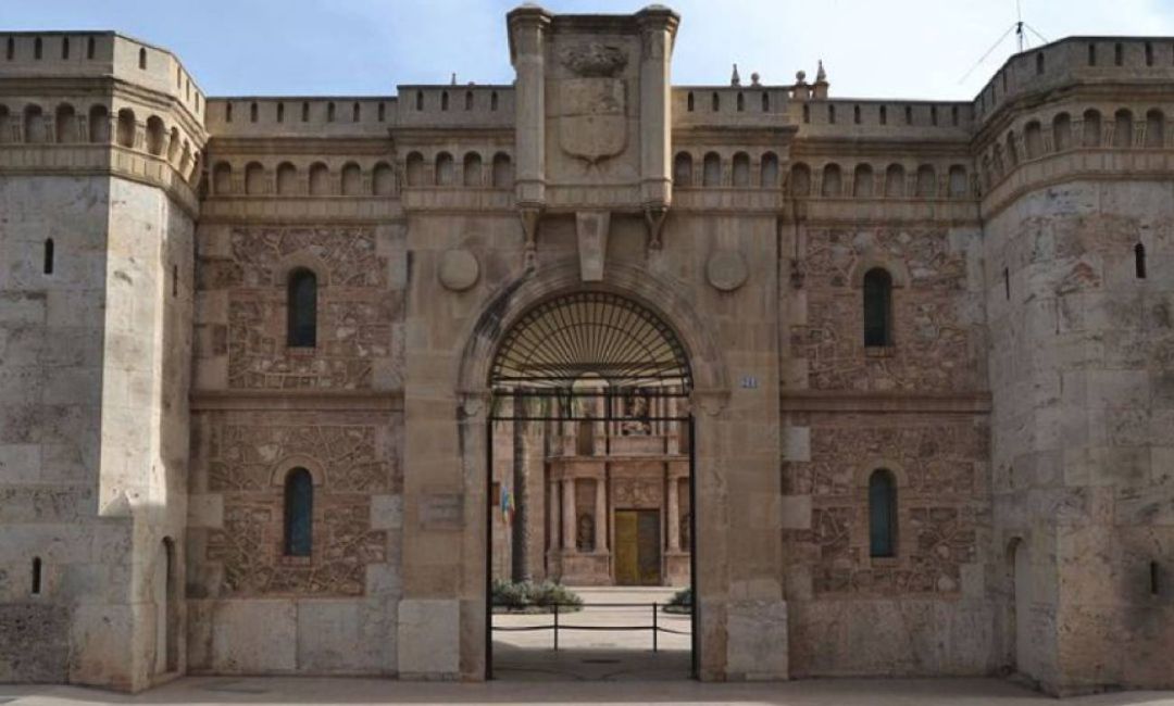 La Acadèmia Valenciana de la Llengua ha incluido palabras de inclusión con el colectivo LGTBI en el diccionario La Acadèmia Valenciana de la Llengua ha incluido palabras de inclusión con el colectivo LGTBI en el diccionario